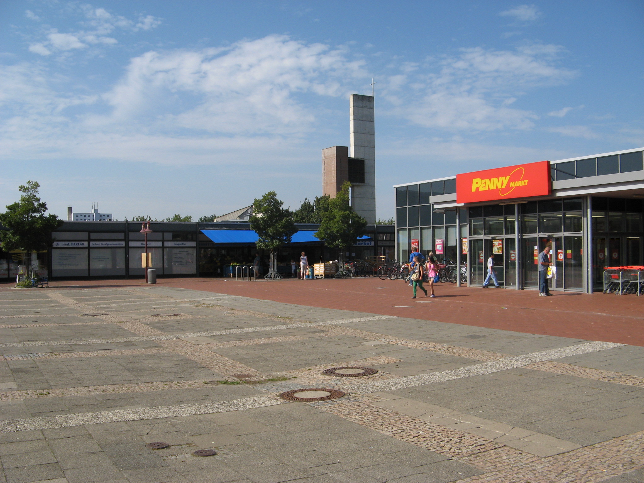 Hérouville-St-Clair-Platz vor der Sanierung